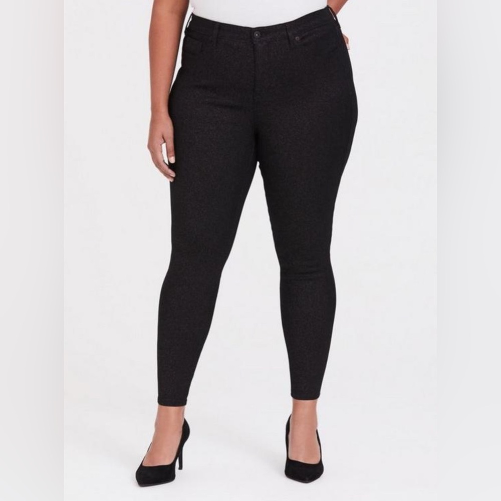 Torrid NWT Sky High Skinny Jean - Premium
Stretch Black Sparkle